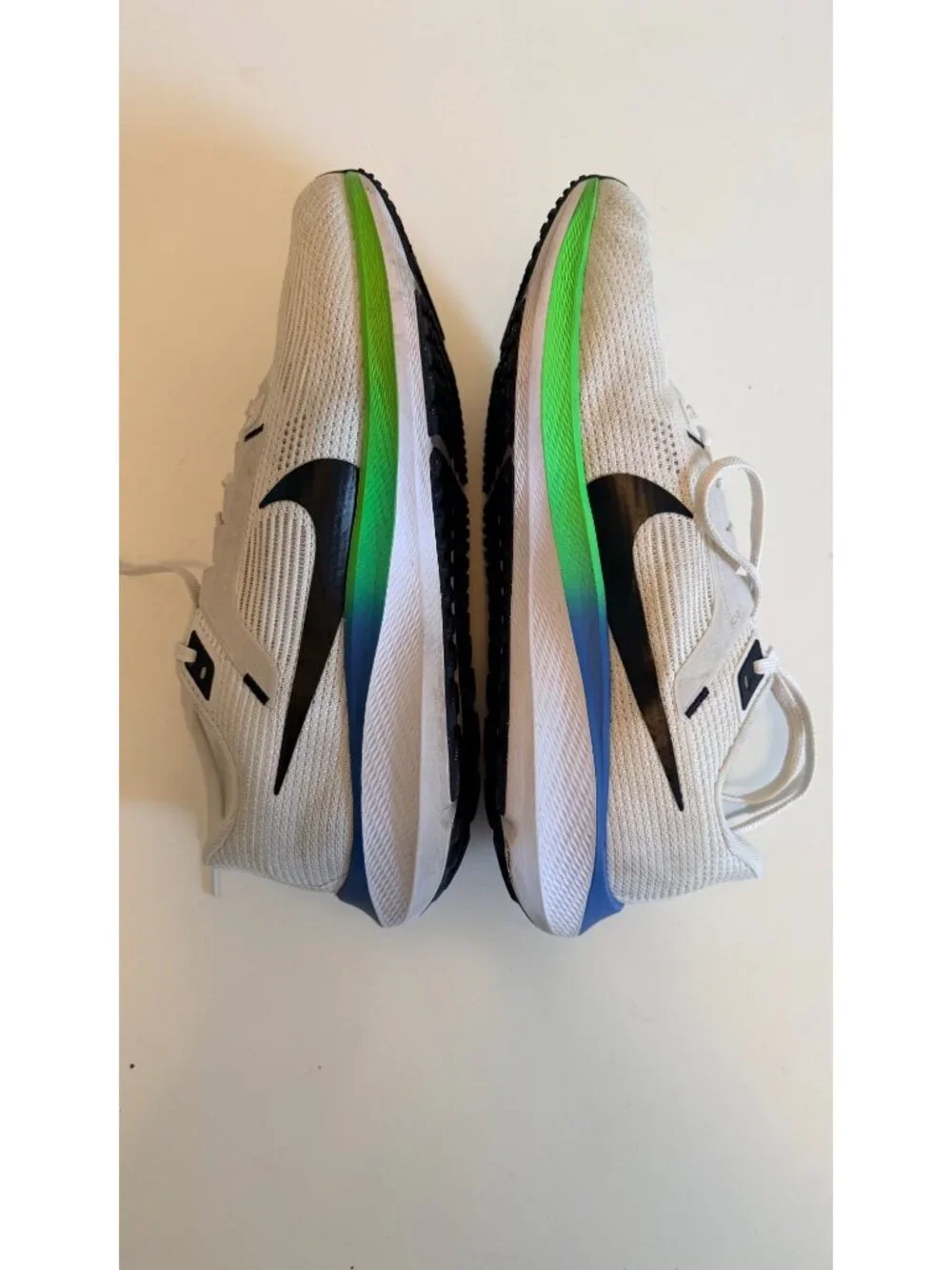 Nike Pegasus 40 Men's Size 9 Extra Wide Running Shoes DV7480-006 White / Green